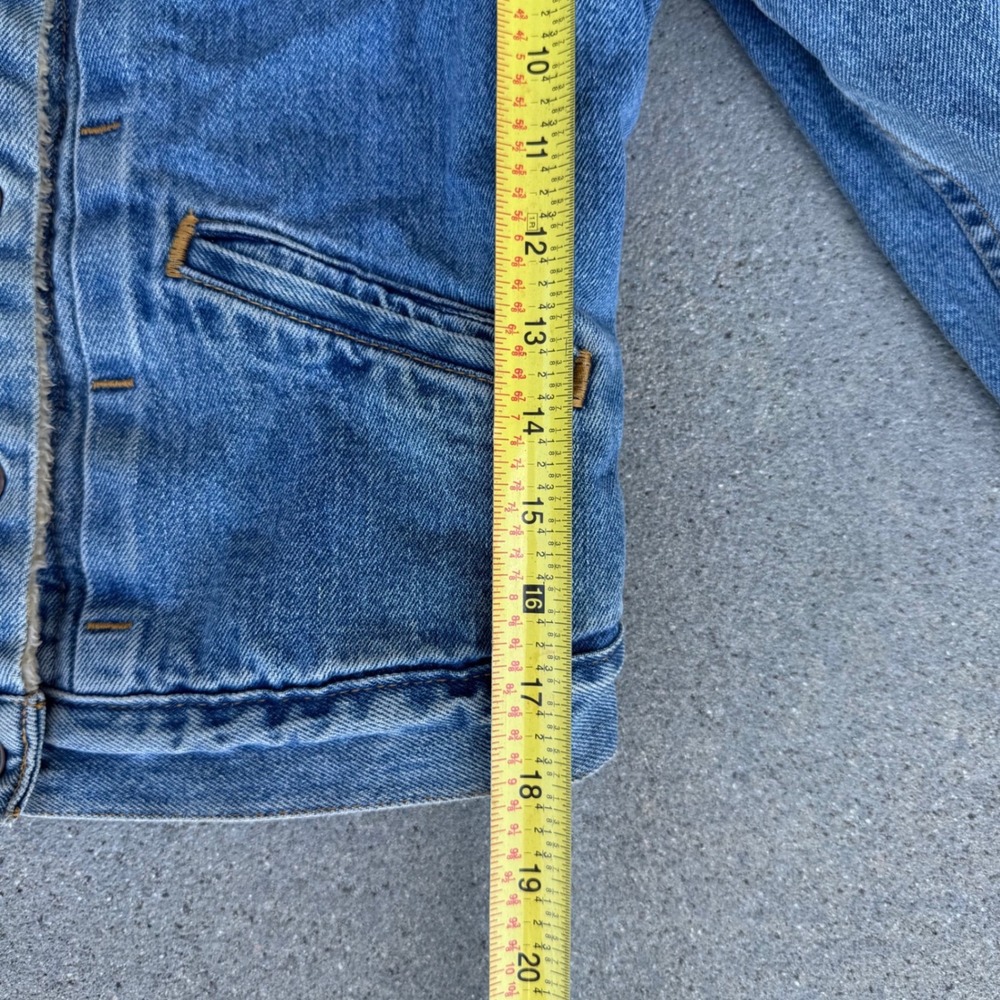 Levi's Kids Denim Sherpa Lined Trucker Jacket Medium Wash‎ Blue Junior Small - Picture 10 of 10